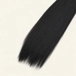 Pointes noires droites et effilées en détail