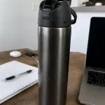 Garrafa Térmica de Aço Inox com Canudo e Bico