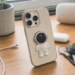 Coque iPhone antichoc avec support astronaute et bord chromé 6D