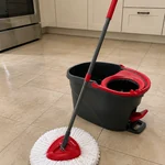 Spin-Mop-Eimer-Set mit Mikrofaser-Mopp für Bodenreinigung