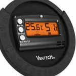 Primer plano de la pantalla LCD naranja Vertech con temperatura y humedad relativa.