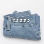 Four-link clip on folded garment fabric