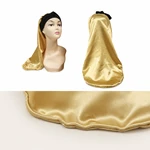 Vistas frontal y posterior del gorro dorado con detalle del borde cosido