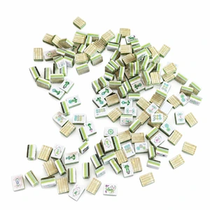 Fichas de mahjong americano acrílicas o tapete verde