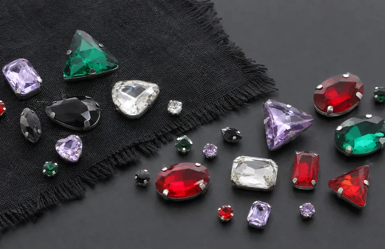 Cómo elegir pedrería para coser en ropa y accesorios
