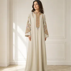 Cómo elegir un vestido abaya bordado: guía de talla, largo y color