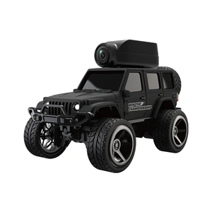SUV KF32 noir avec caméra de toit, quatre portes et roue de secours arrière