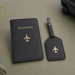Cómo usar un conjunto de funda para pasaporte y etiqueta de equipaje
