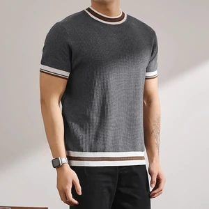 Men's Short-Sleeve Knit Top Size Guide: Chest, Shoulders and Length