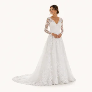 Vestido de novia de encaje con escote en V y linea A