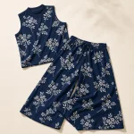 Outfit viaggio due pezzi donna con pantaloni ampi