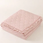 Colcha rosa matelassada com babado – Três tamanhos