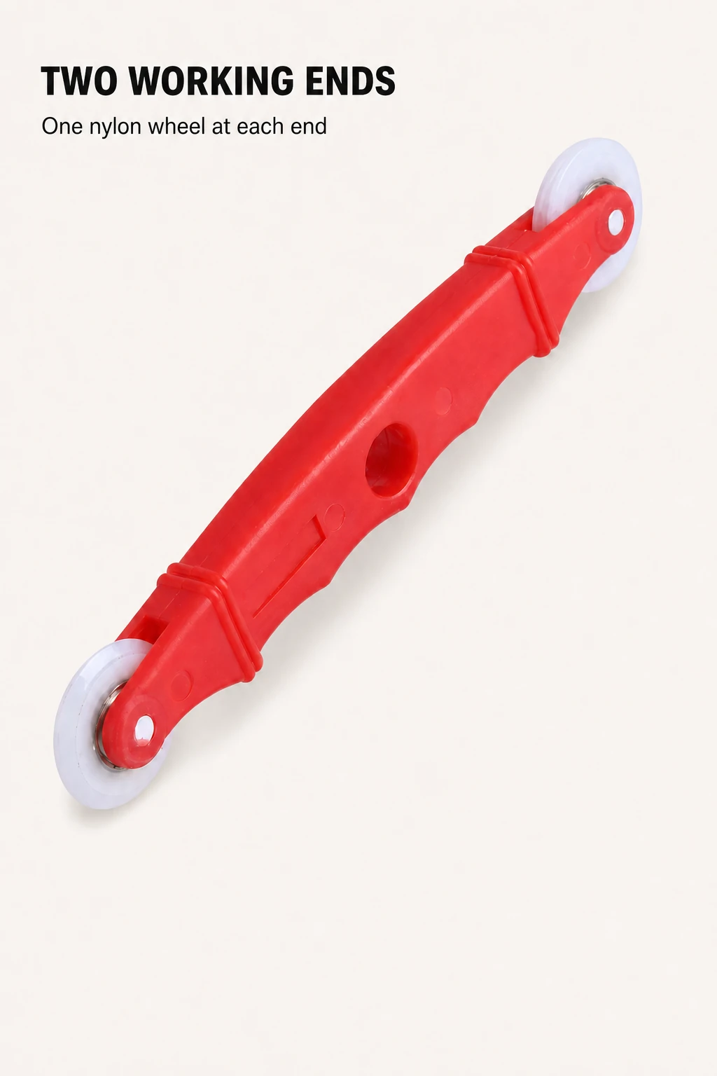 Imagen vertical de una herramienta roja con dos ruedas.